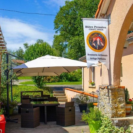 Camping - Piscine - Ccbaieb Montjoie-en-Couserans Экстерьер фото