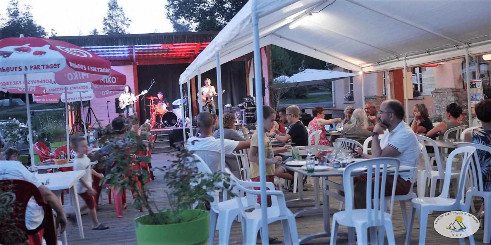Camping - Piscine - Ccbaieb Montjoie-en-Couserans Экстерьер фото