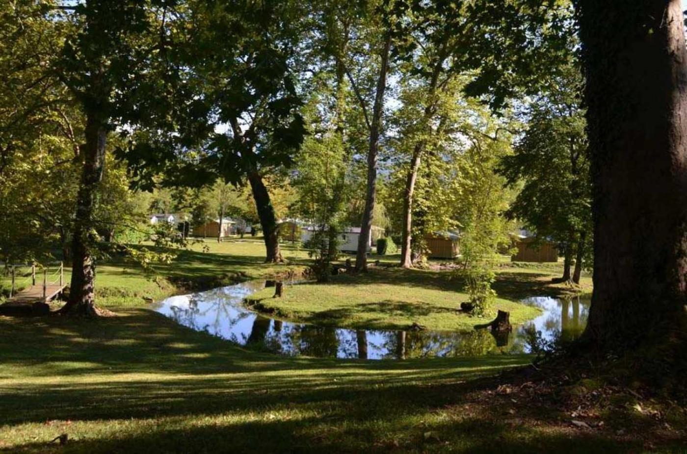 Camping - Piscine - Ccbaieb Montjoie-en-Couserans Экстерьер фото
