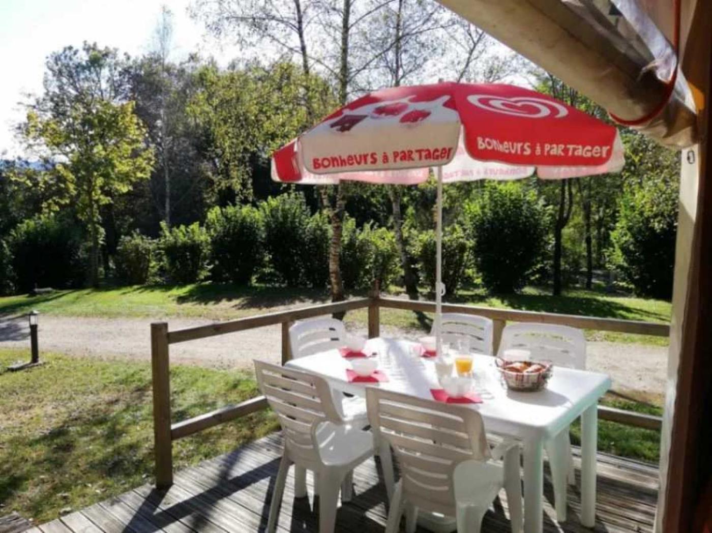 Camping - Piscine - Ccbaieb Montjoie-en-Couserans Экстерьер фото